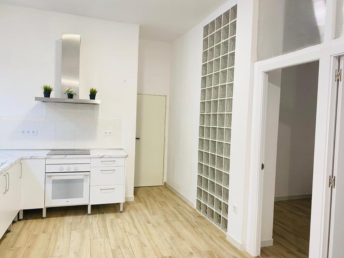 Flamenca Triana - Apartamento Totalmente Equipado Wifi 2D sofas camas 2 baños Sevilla Exterior foto