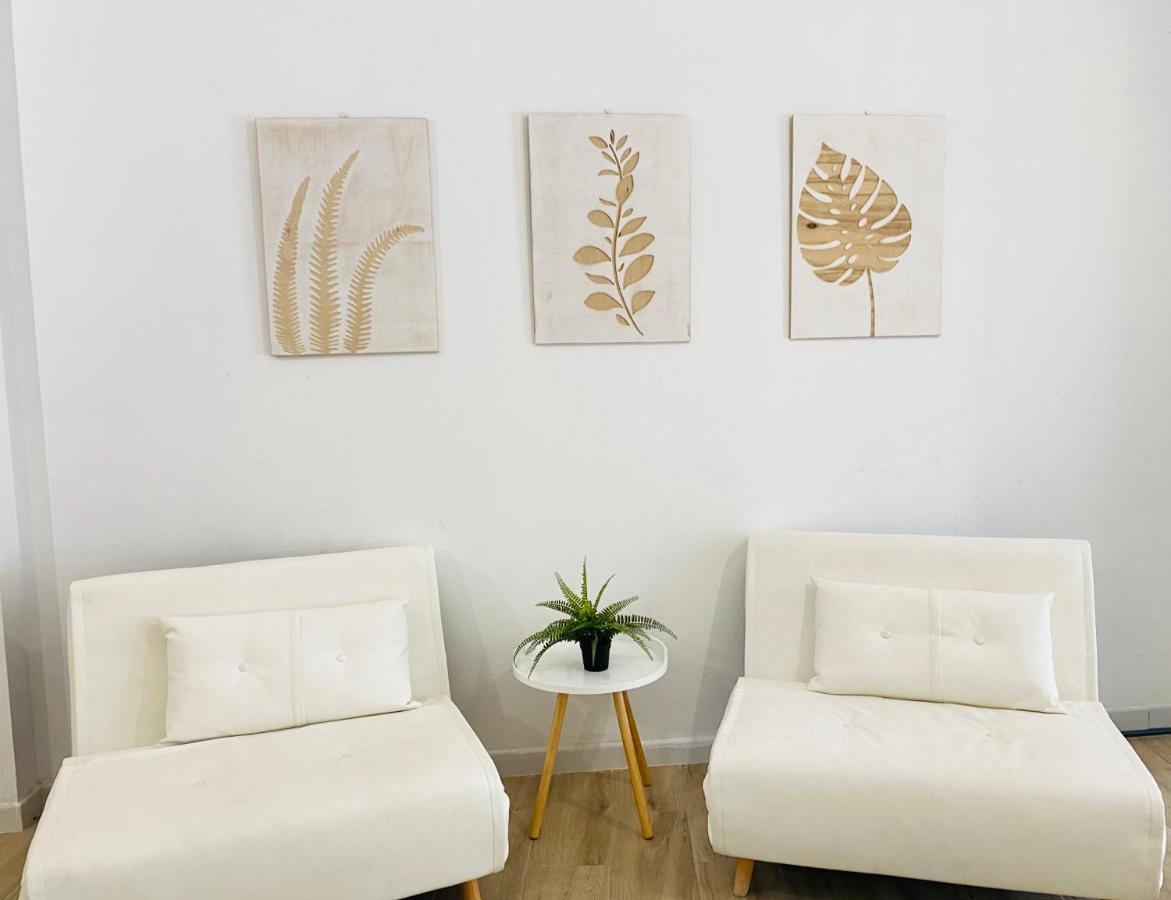 Flamenca Triana - Apartamento Totalmente Equipado Wifi 2D sofas camas 2 baños Sevilla Exterior foto