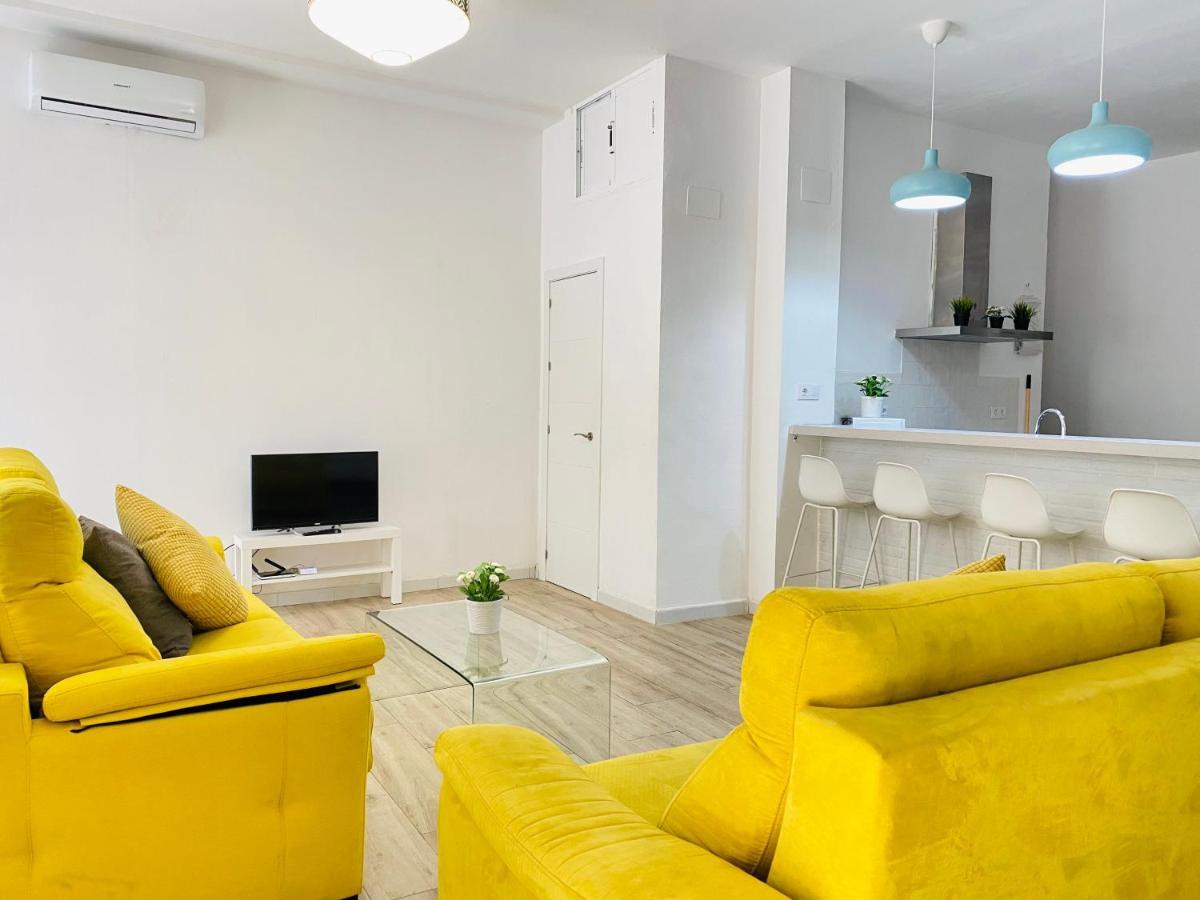 Flamenca Triana - Apartamento Totalmente Equipado Wifi 2D sofas camas 2 baños Sevilla Exterior foto