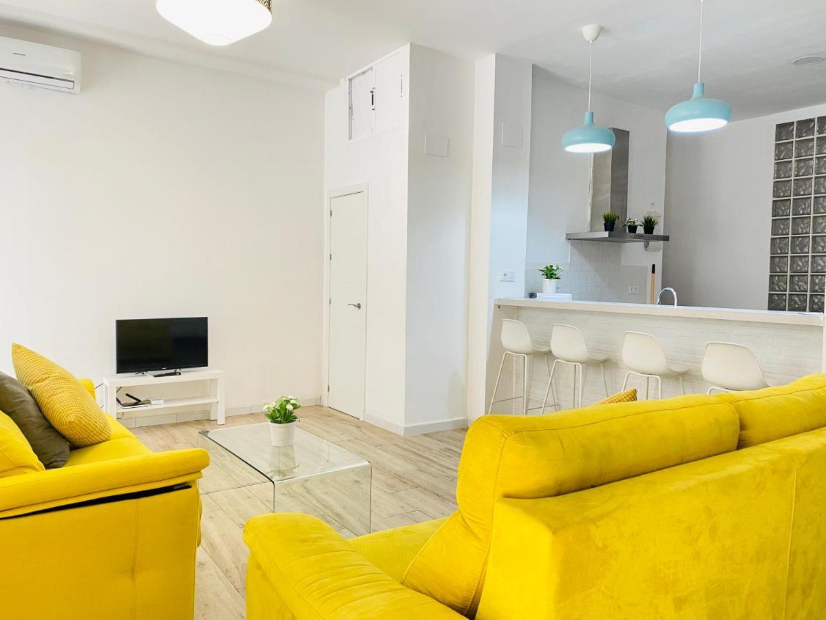Flamenca Triana - Apartamento Totalmente Equipado Wifi 2D sofas camas 2 baños Sevilla Exterior foto
