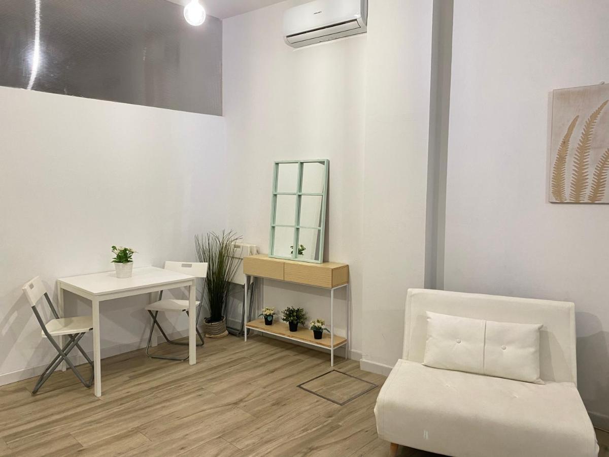 Flamenca Triana - Apartamento Totalmente Equipado Wifi 2D sofas camas 2 baños Sevilla Exterior foto